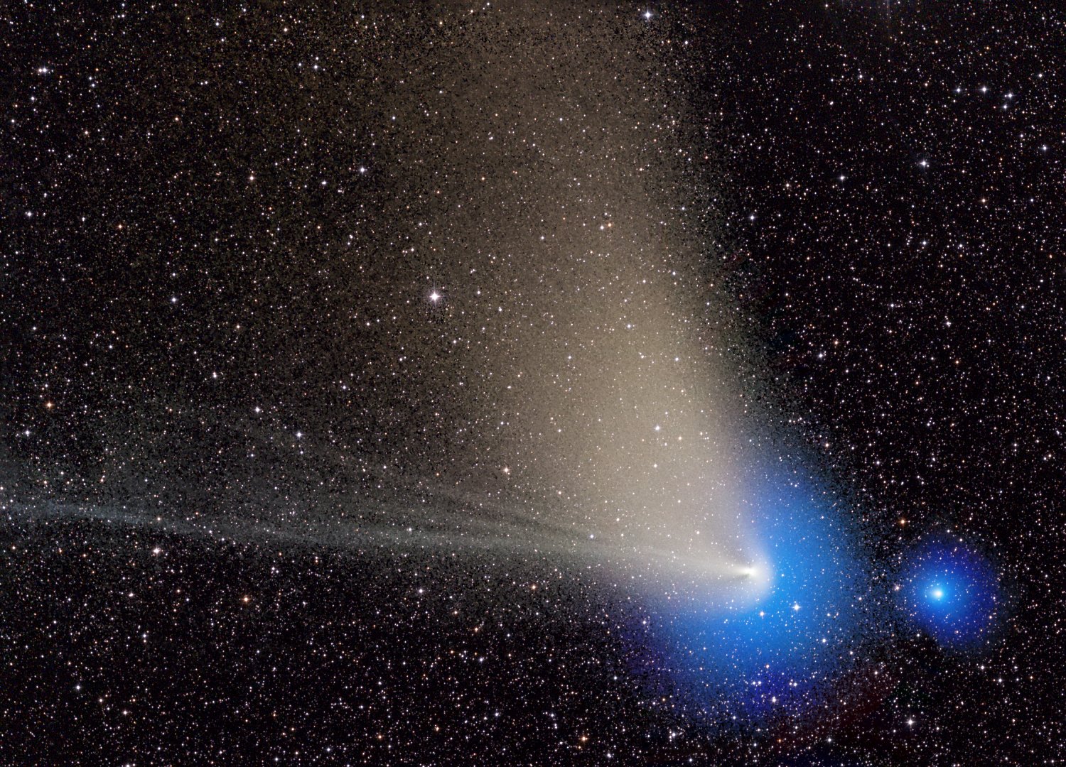 Comets C/2022 E3 (ZTF) and C/2022 U2 (ATLAS)